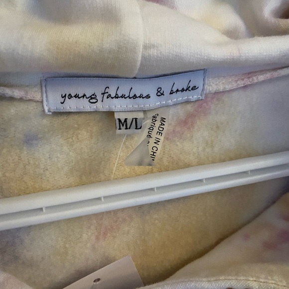 SOLD-Brand new sweatshirt tie dye - Picture 6 of 7